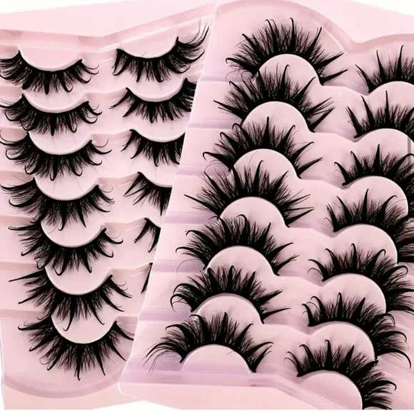 💜 6 Pairs of Fluffy Full 3D Eyelashes 💜 - Picture 3 of 10